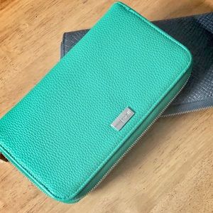 31 "All about the Benjamins"